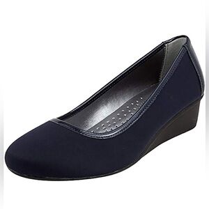 LONDON FOG Chester Neoprene Dress Wedge 9M